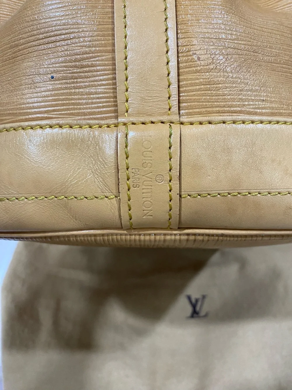 Louis Vuitton Noe Tan Epi Leather Bucket Bag - Picture 3 of 12